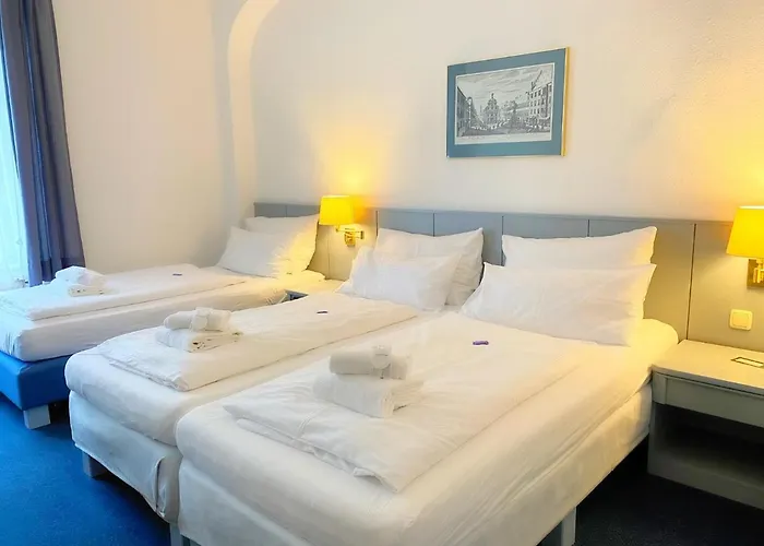 Altstadthotel Hotel 3*